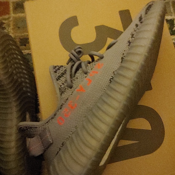 Yeezy Boost 360 v2.0 Beluga Sz 10 - Picture 2 of 8
